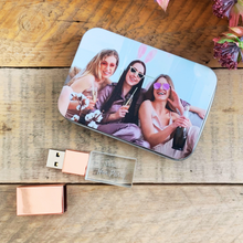 Load image into Gallery viewer, Personalised Photo Tin With USB
