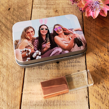Load image into Gallery viewer, Personalised Photo Tin With USB

