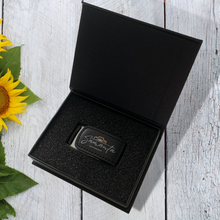 Cargar imagen en el visor de la galería, Personalised Leather USB With Black Printed Gift Box 4GB - 64GB Custom Logo
