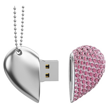 Lade das Bild in den Galerie-Viewer, Metal Diamond Crystal Heart USB With Gift Box  4GB- 64GB
