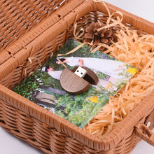गैलरी व्यूवर में इमेज लोड करें, Personalised USB With Wicker Basket Photo Gift Box Case For Wedding Or Anniversary
