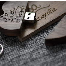 Cargar imagen en el visor de la galería, Personalised Wooden Wood Heart USB With Box 4GB-64GB
